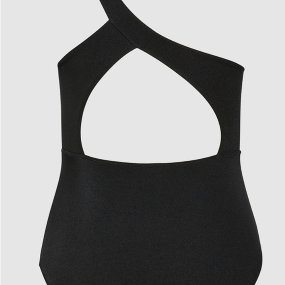 Fox & Royal One Piece Black Swimsuit One Shoulder Cutout Belt NWT - Picture 11 of 11